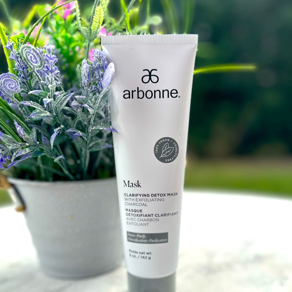 Arbonne Clarifying Detox Mask (Unopened) w/ Exfoliating Charcoal